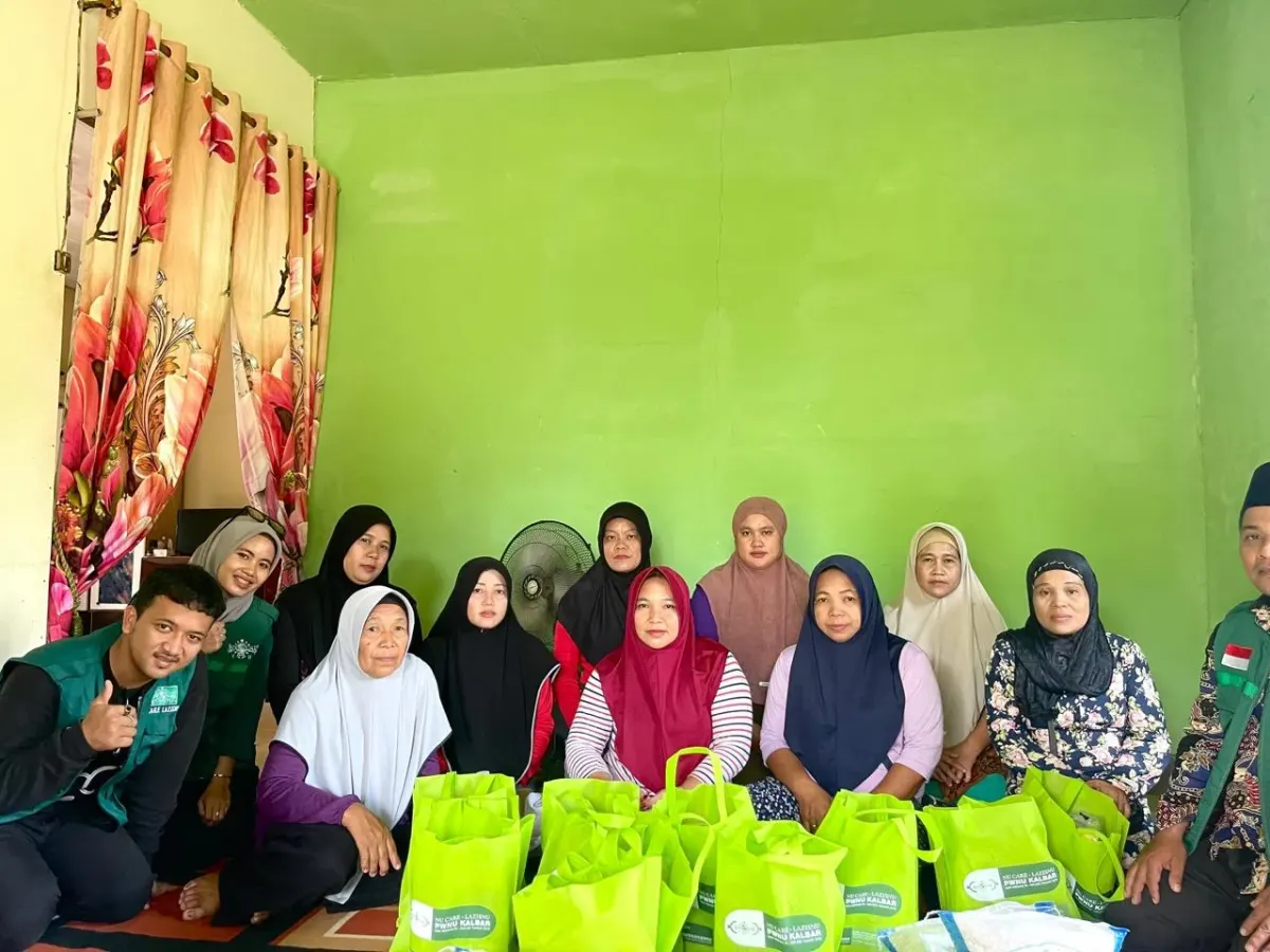 LAZISNU Kalimantan Barat Salurkan Santunan Muallaf di Desa Korek